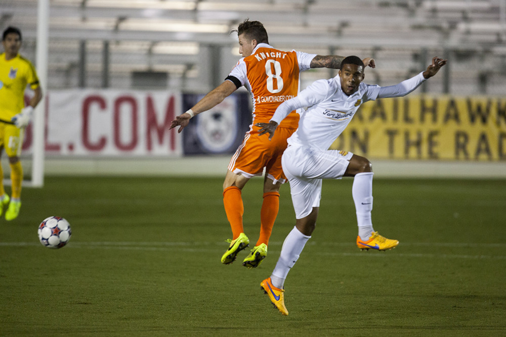 Wes Knight jumps to receive the ball (Photo: Carolina Railhawks)