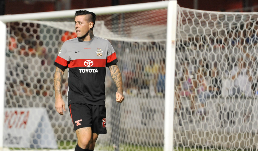 San Antonio's Eric Hassli leaves the pitch after being sent off. (Photo: San Antonio Scorpions)