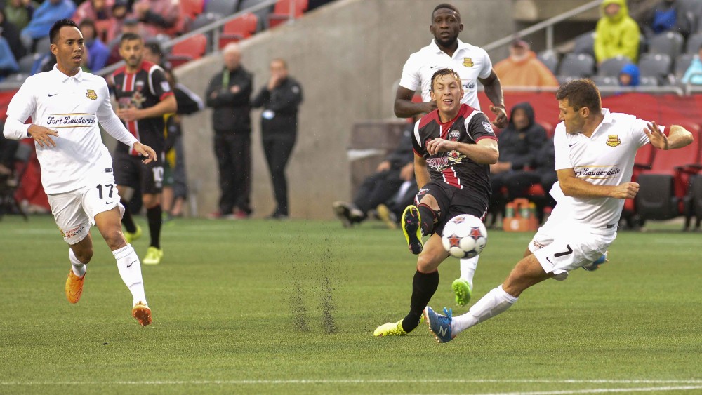 September 12, 2015: Ottawa Fury versus the Fort Lauderdale Strikers at TD Place Stadium in Ottawa, ON. (Photo: Steve Kingsman/Ottawa Fury)